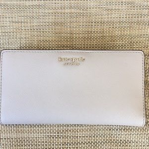 100% Authentic Kate Spade Wallet in Gray